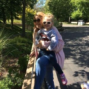 Meet your Posher, Debra